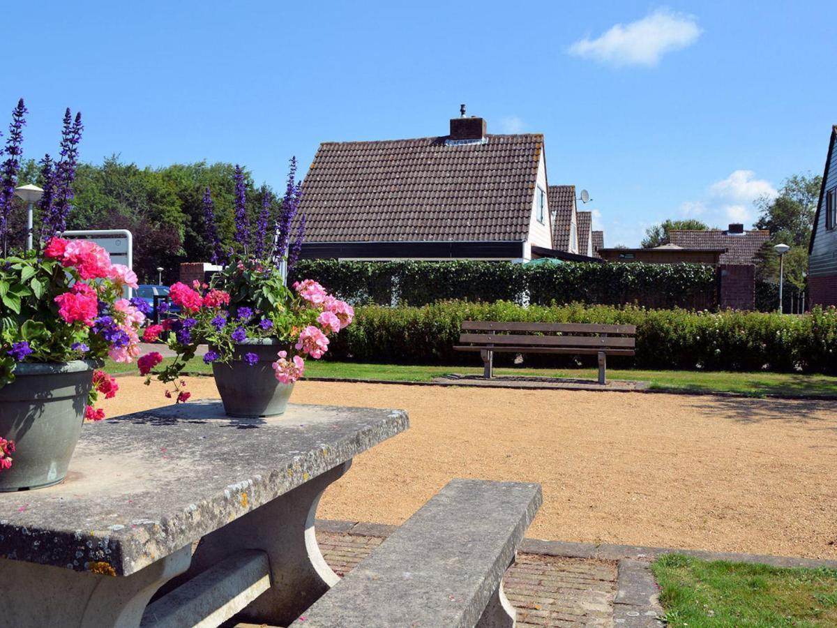 Lovely Holiday Home In Noordwijkerhout Near Lake Extérieur photo
