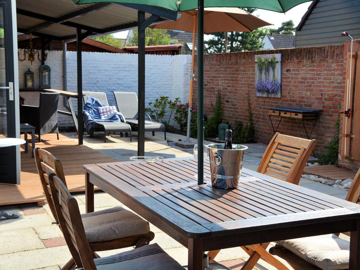 Lovely Holiday Home In Noordwijkerhout Near Lake Extérieur photo